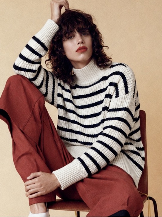 crown & ivy Sweaters - Crown & Ivy Navy and White Striped Turtleneck Sweater Size S